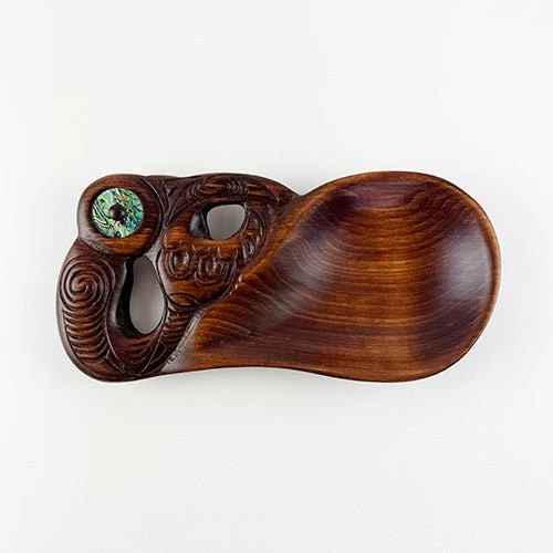 Beautiful Maori Wooden Bowl with Manaia Head