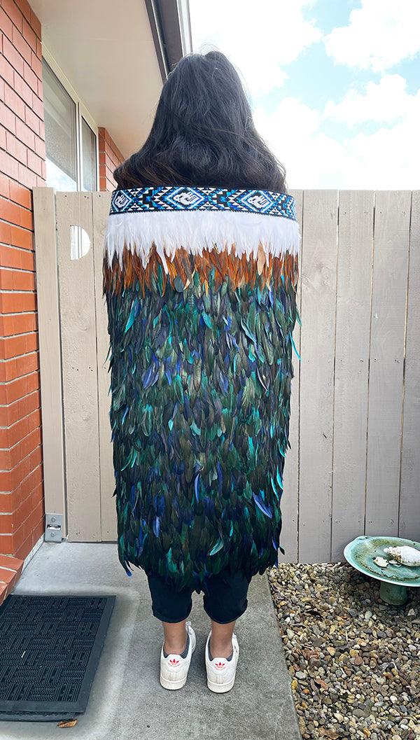 Beautiful Tui Bird Māori Feather Korowai Cloak