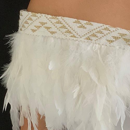 Beautiful Māori White Wedding Korowai Cape - Image 3