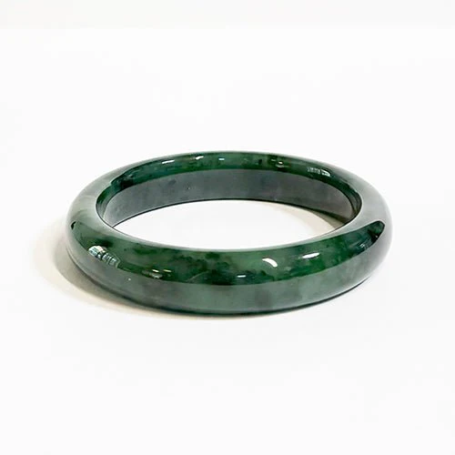 Greenstone Jade Bangle