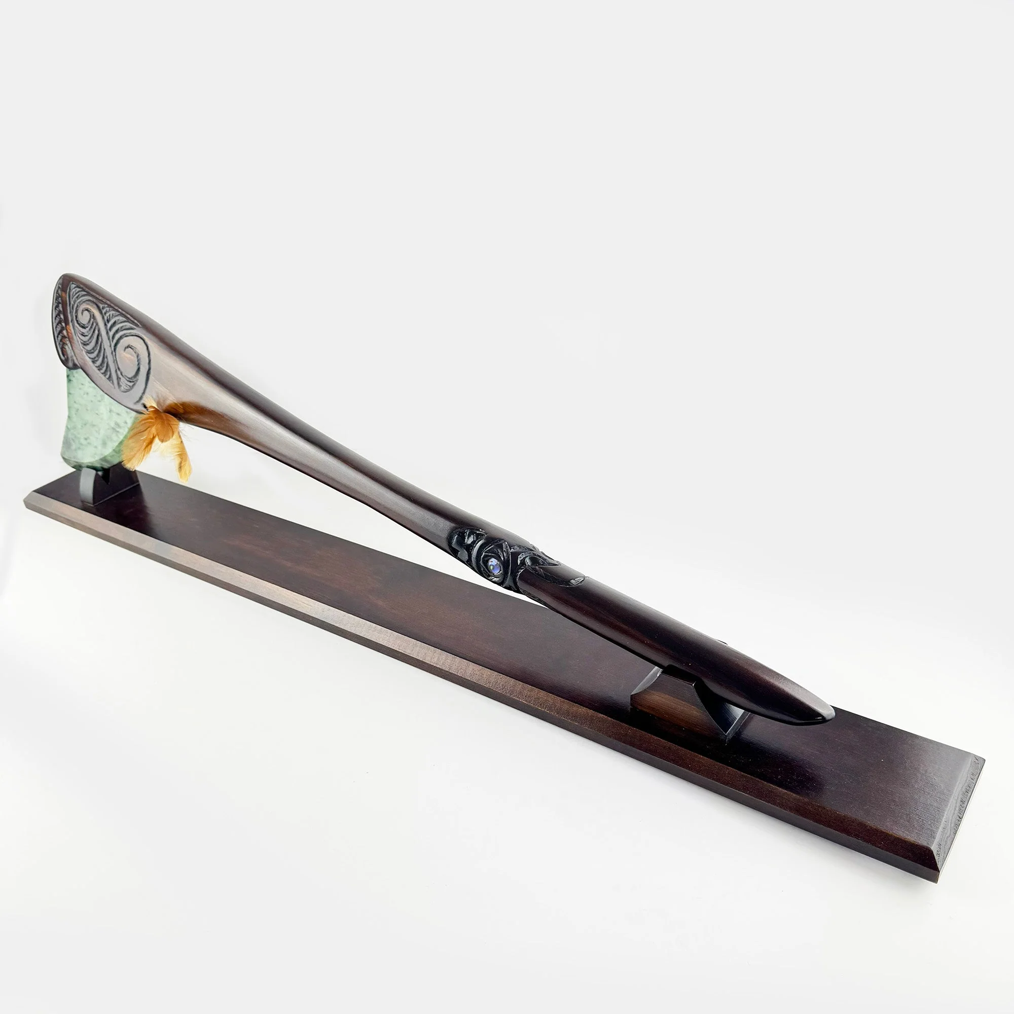 Large Maori Tewhatewha on Stand with Greenstone Blade - Image 11