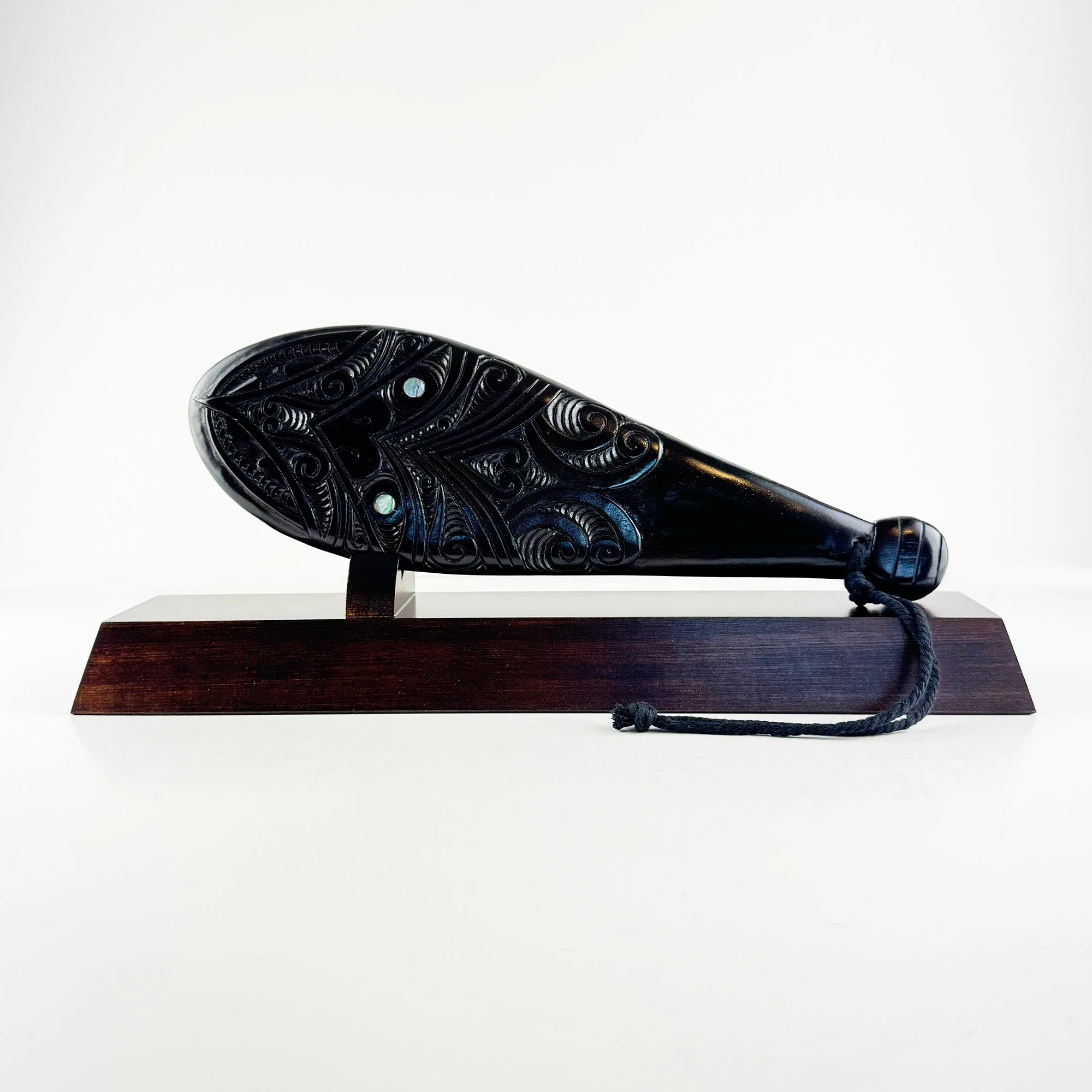 Mahogany Maori Patu - Image 7