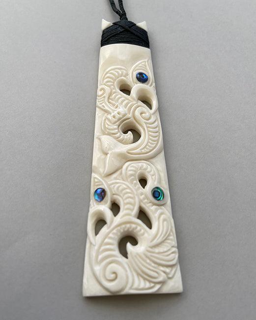 Maori Long Bone Double Manaia Toki Necklace - Image 2