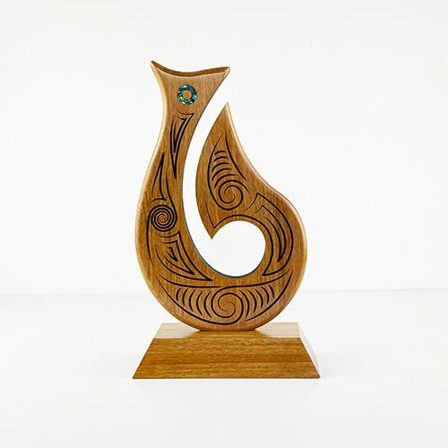 Matau Fish Hook Maori Wood Carving Pacific Rimu Trophy