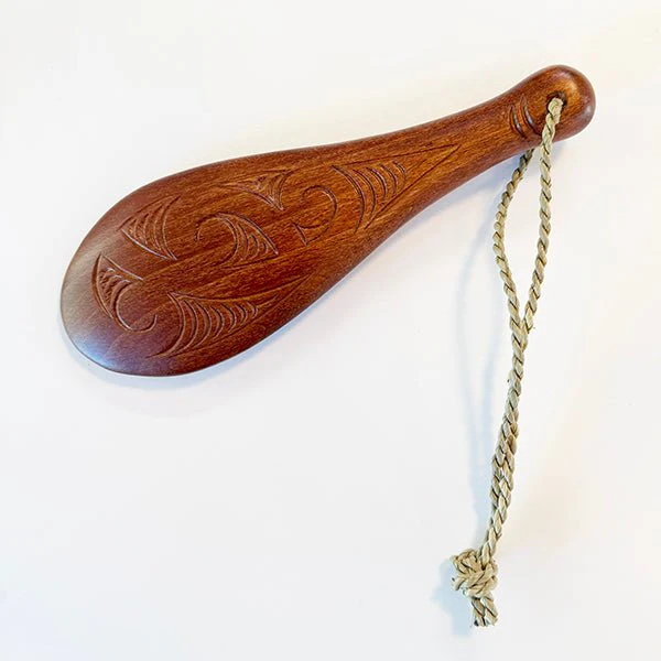 Small Maori Carved Patu - Image 2
