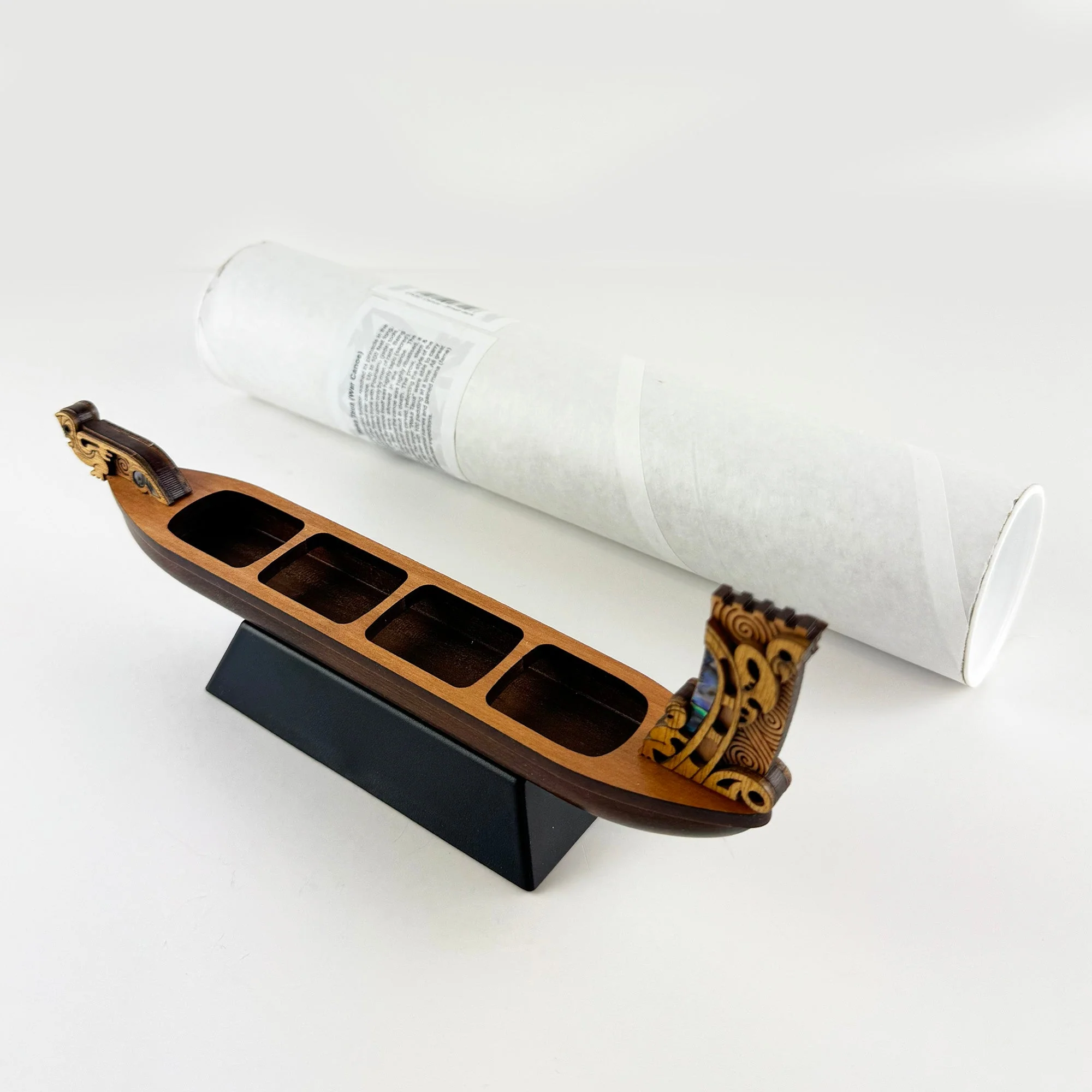 Small Māori Waka Taua War Canoe - Ornament or Trophy - Image 2